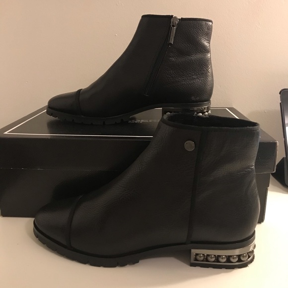 NWOT Leather ankle boots - Picture 4 of 9